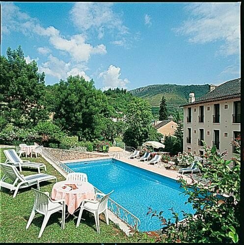 Гостиница Hotel Le Mont Aigoual в Флораке