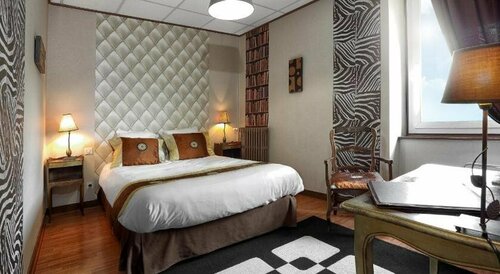 Гостиница Hôtel Les Voyageurs в Лиможе