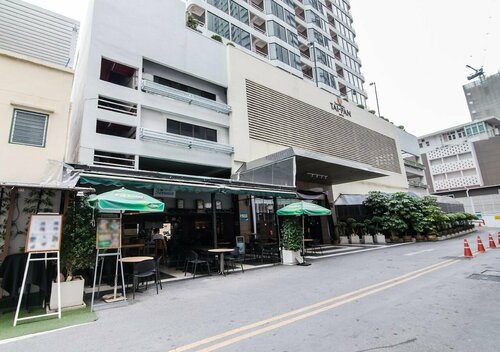 Tai-Pan Hotel