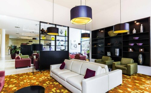 Гостиница Courtyard by Marriott Prague Airport в Гостивице