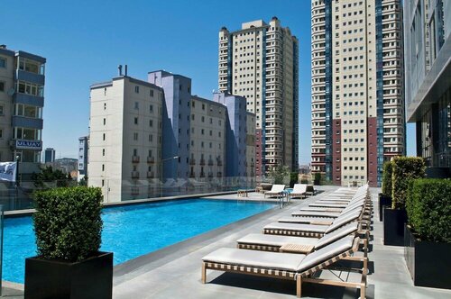Гостиница Radisson Blu Hotel Istanbul Asia в Аташехире
