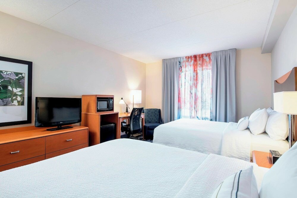 Фото Fairfield Inn & Suites by Marriott Winnipeg