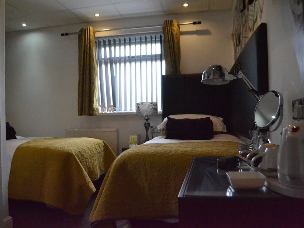 Фото The Arthington Guest House