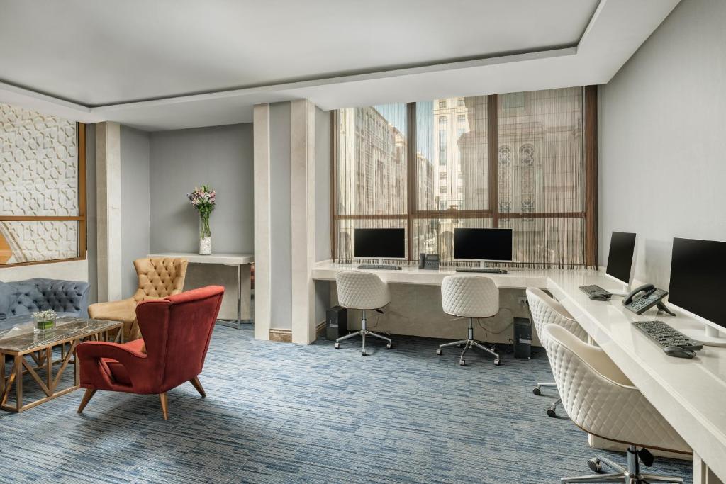 Фото Taiba Front Hotel