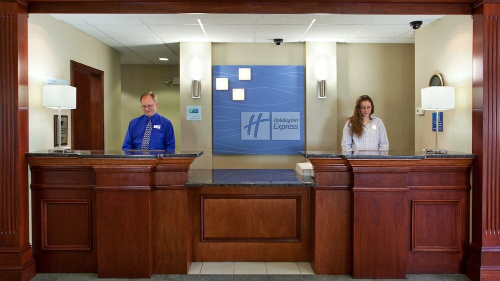 Фото Holiday Inn Express Grove City, an Ihg Hotel