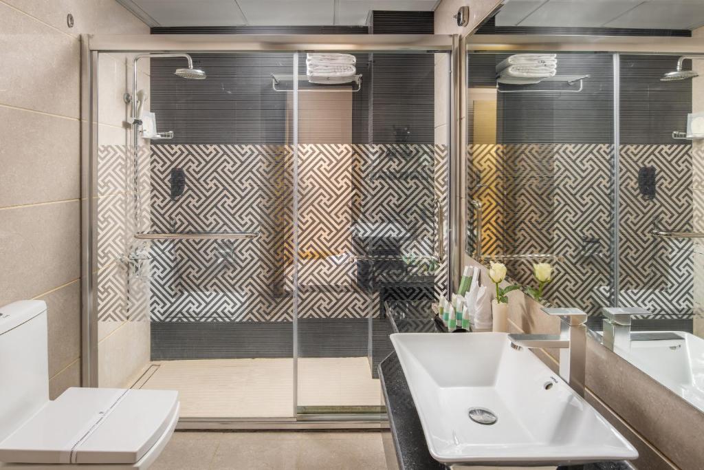 Фото Taiba Front Hotel