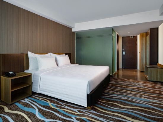 Фото Swiss-Belhotel Makassar