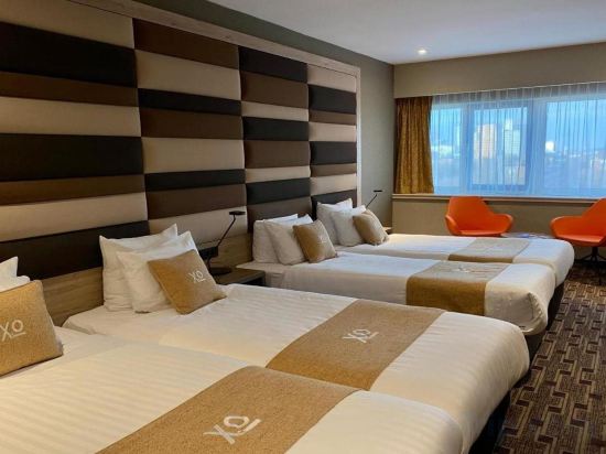 Фото Xo Hotels Blue Tower