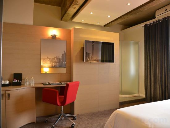 Фото Reef Hotel