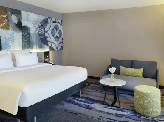 Фото Novotel Suites Yogyakarta Malioboro