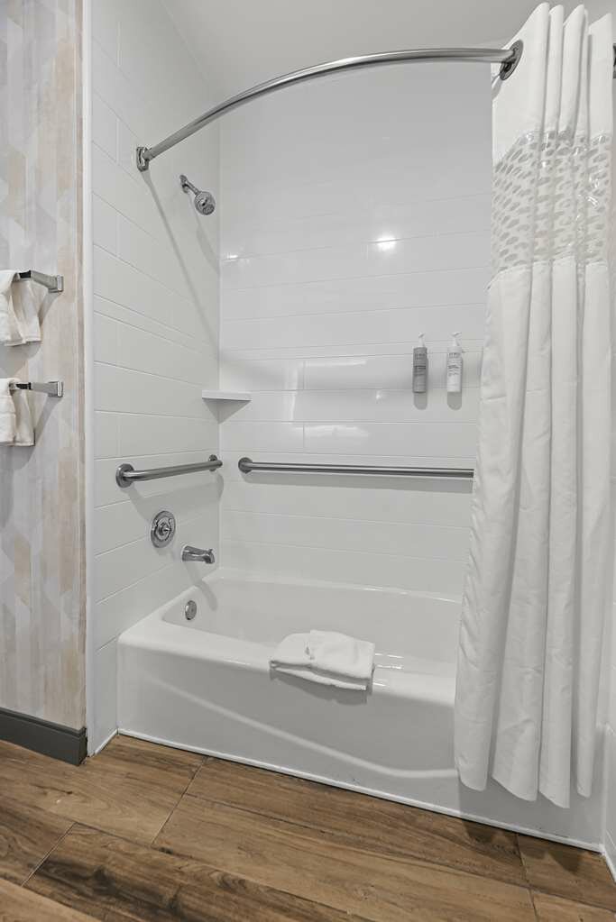 Фото Hampton Inn Seguin