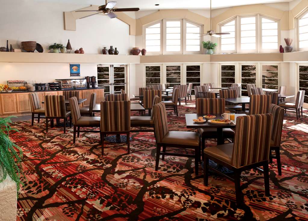 Фото Embassy Suites by Hilton Flagstaff