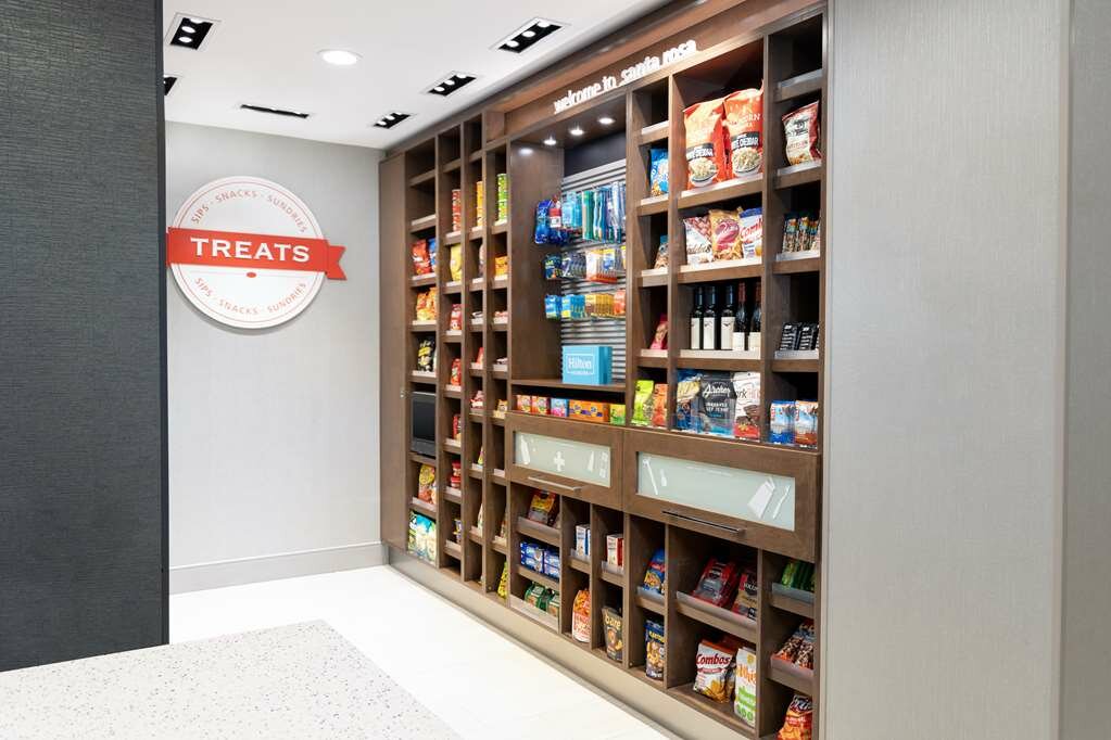 Фото Hampton Inn & Suites Santa Rosa Sonoma Wine Country