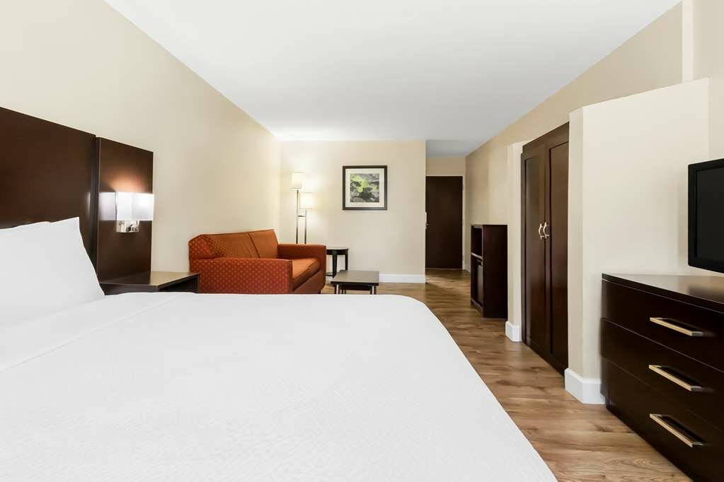 Фото Best Western Patriots Point