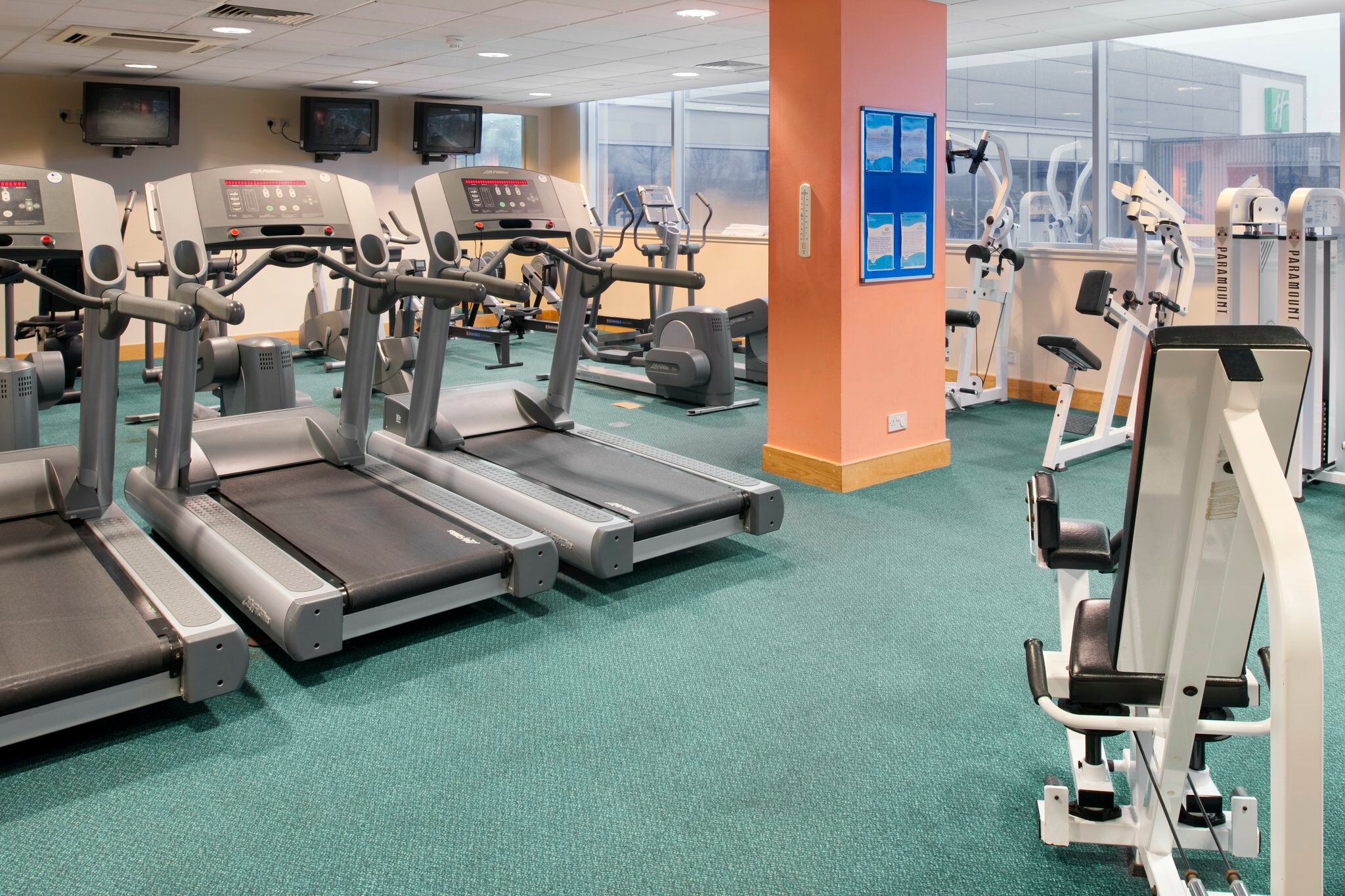 Фото Holiday Inn Edinburgh