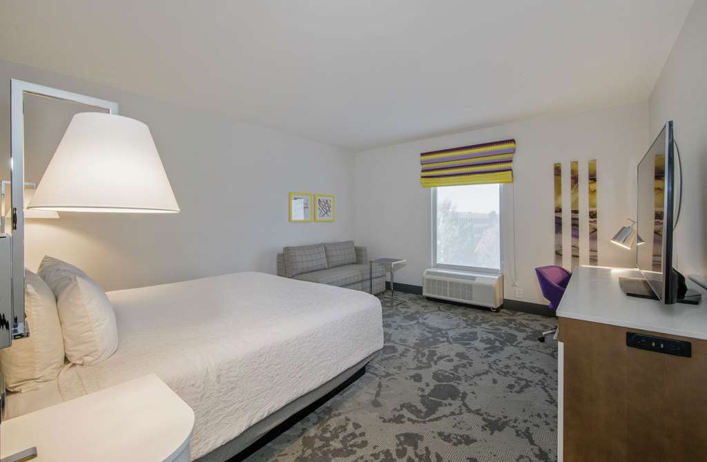 Фото Hampton Inn & Suites Raleigh-Durham Airport-Brier Creek by Hilton