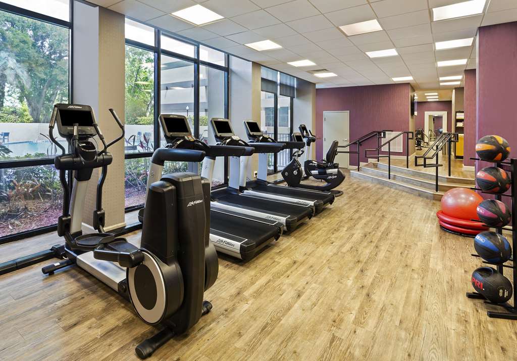 Фото DoubleTree by Hilton Hotel Orlando East - Ucf Area