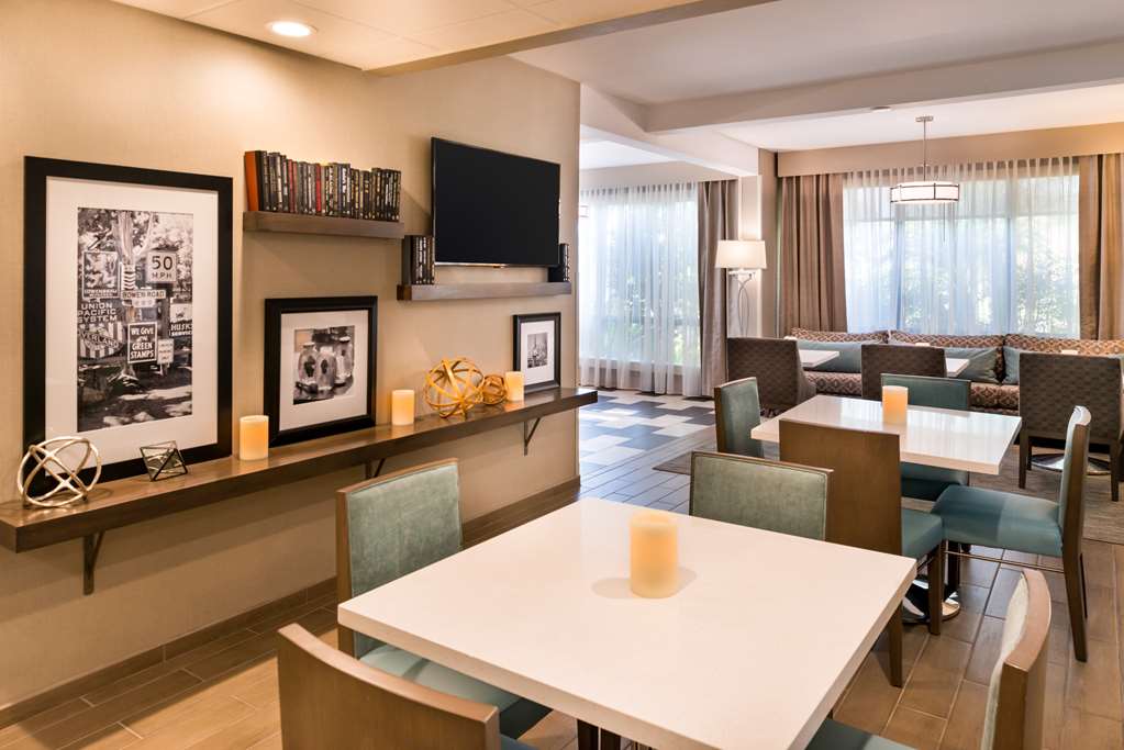 Фото Hampton Inn Los Angeles West Covina