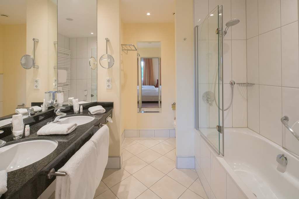 Фото Best Western Premier Castanea Resort Hotel