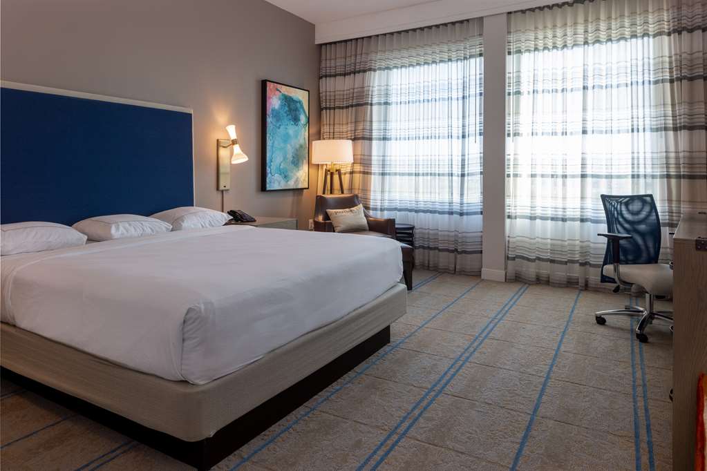 Фото Отель Hilton Austin Airport