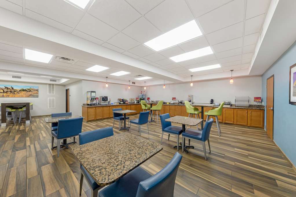 Фото Best Western Plus Midwest City Inn & Suites