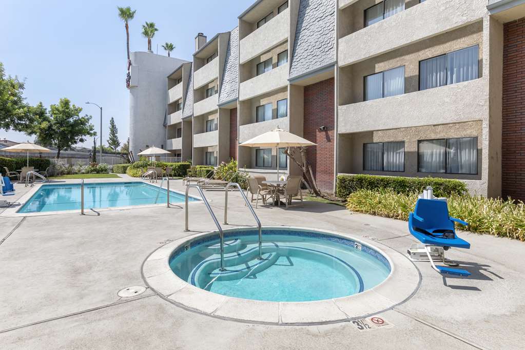 Фото Best Western Plus West Covina Inn