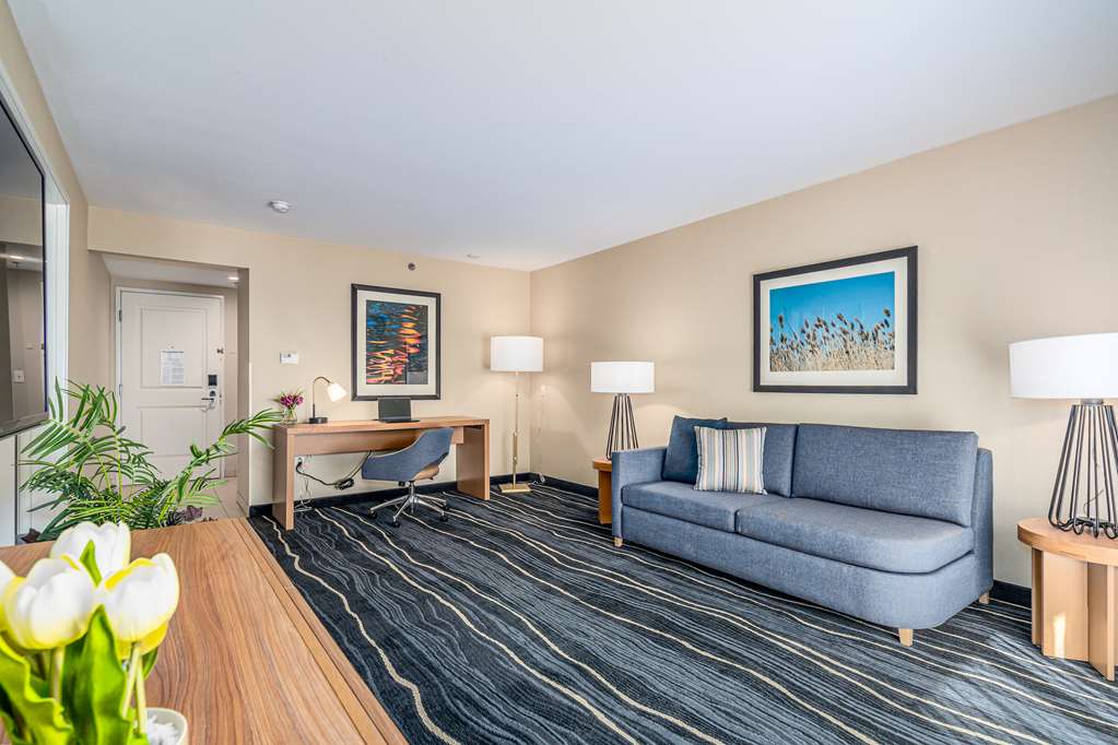 Фото Best Western Plus Marina Gateway Hotel