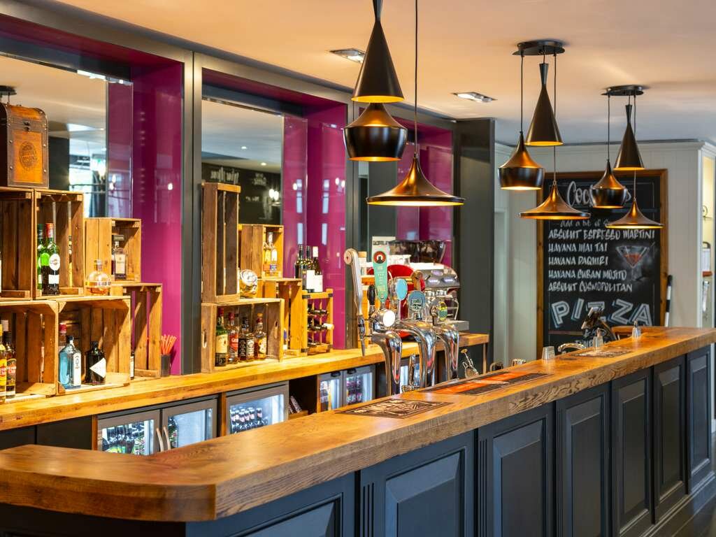 Фото Ibis Bristol Temple Meads Quay