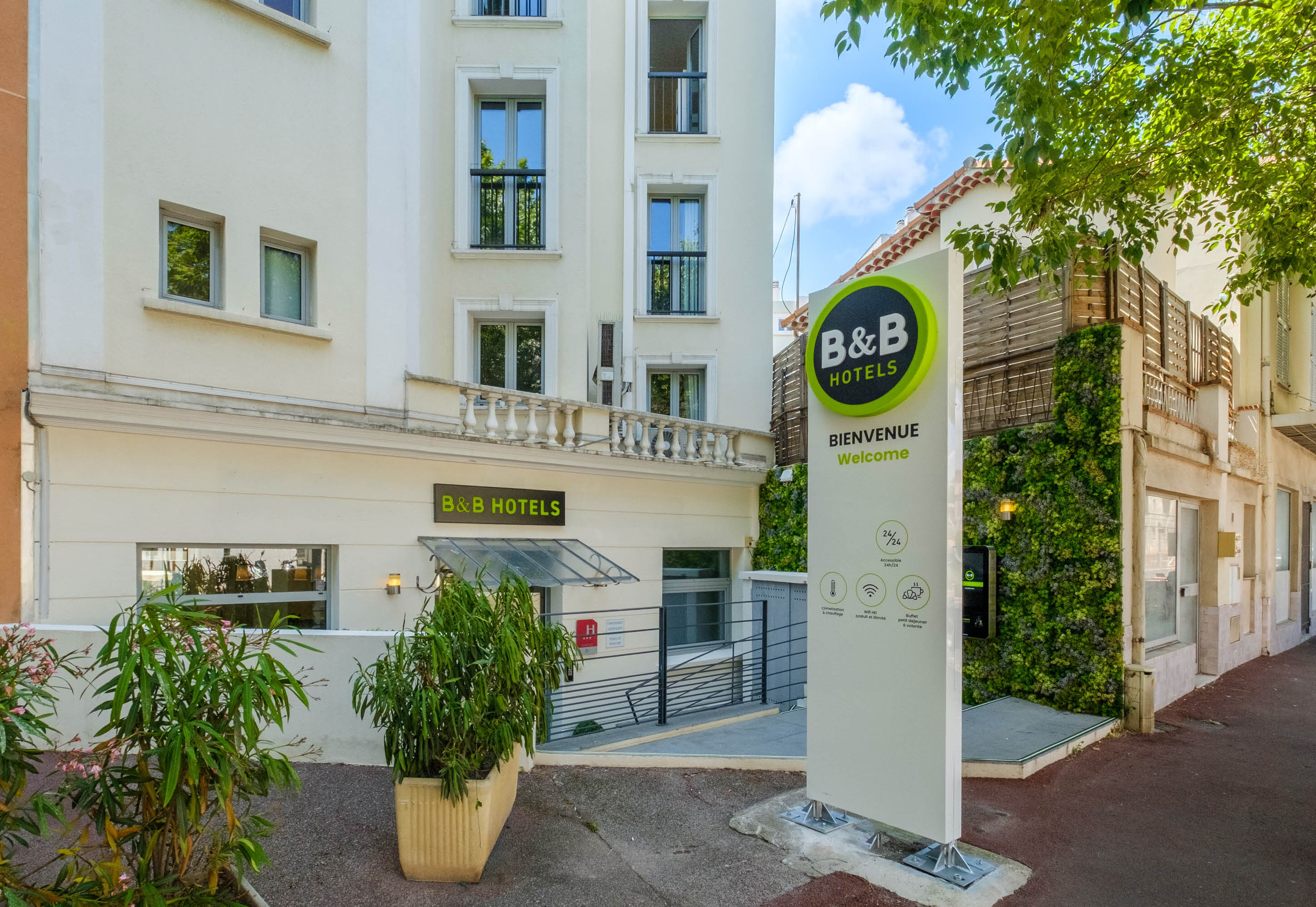 Фото B&b Hotel Antibes Juan-les-Pins