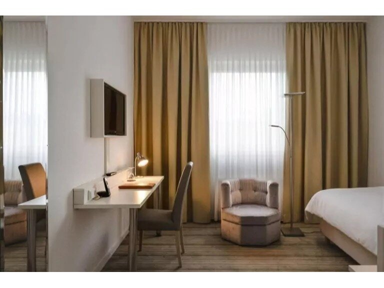 Фото отеля 3