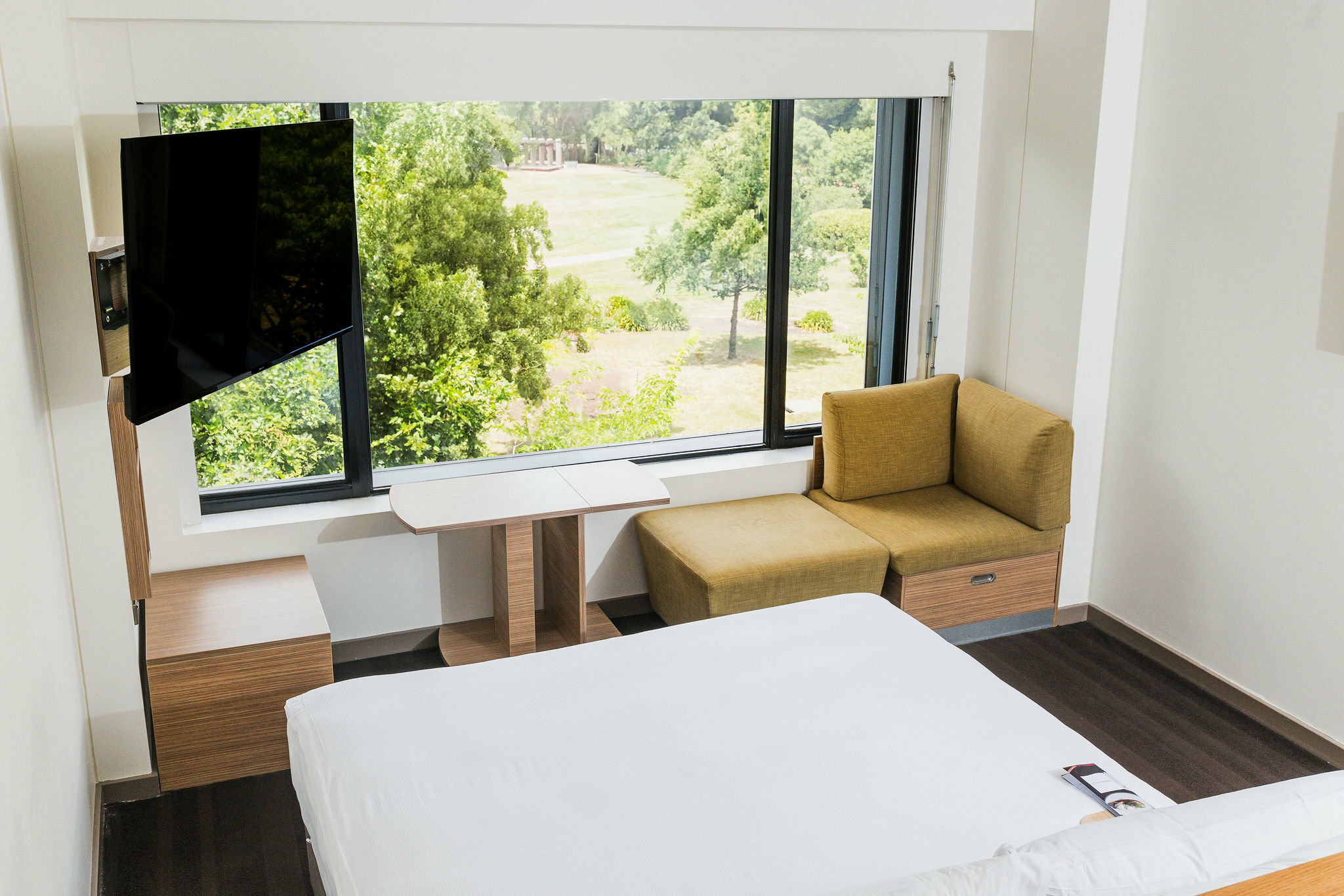 Фото Crowne Plaza Canberra