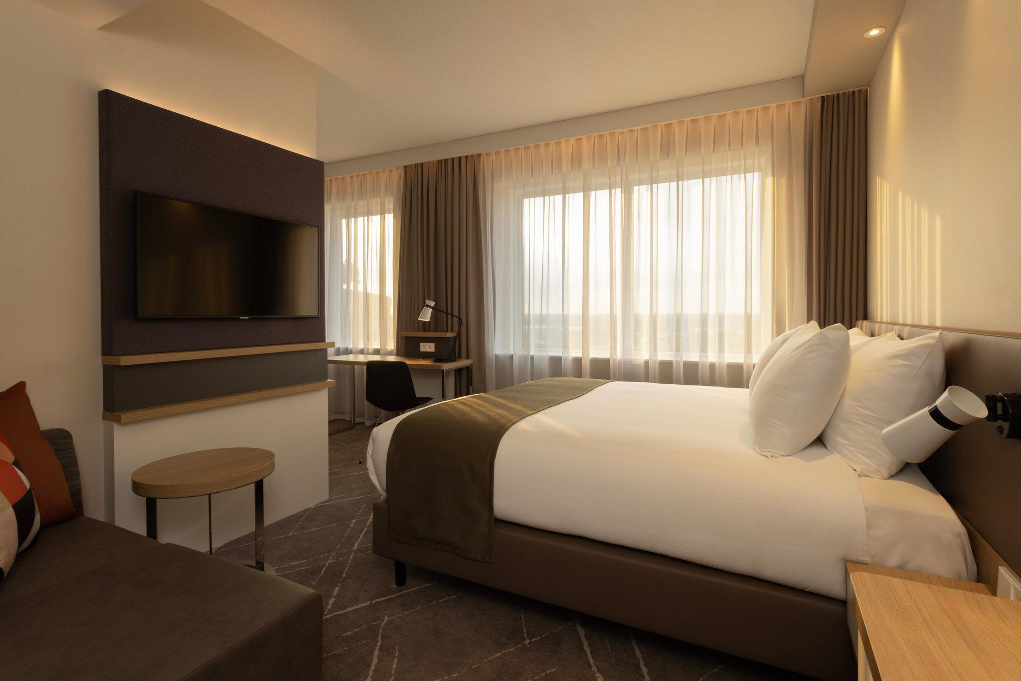Фото Holiday Inn Eindhoven Airport