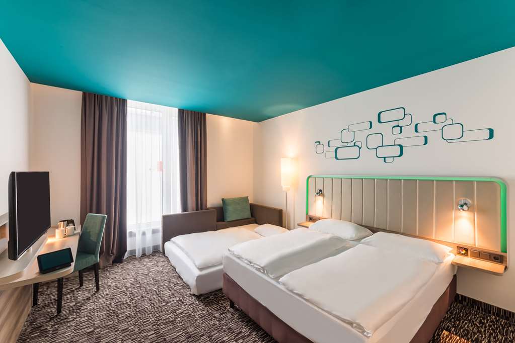 Фото Park Inn by Radisson Neumarkt