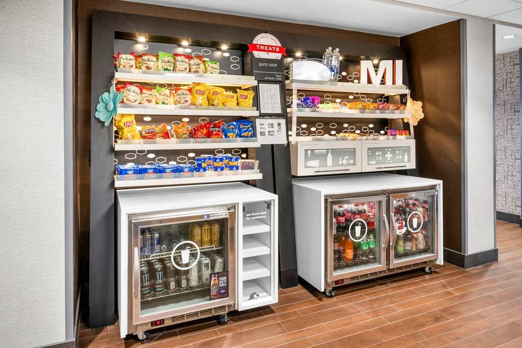 Фото Hampton Inn Grand Rapids-North