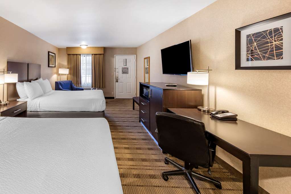 Фото Best Western Country Inn