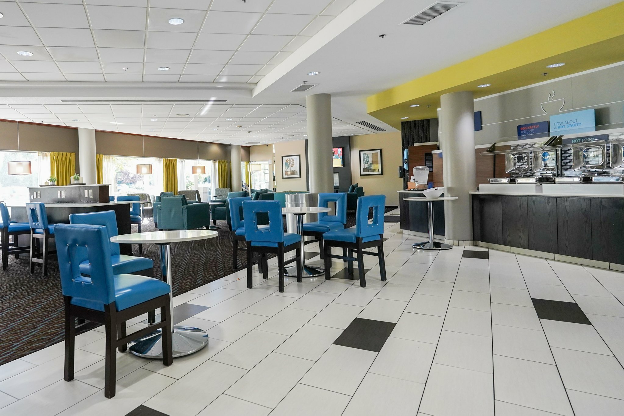 Фото Holiday Inn Express Boise - University Area, an Ihg Hotel