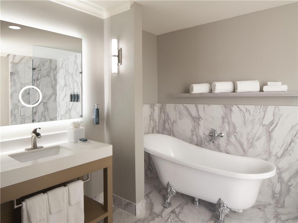Фото Hilton Dallas Rockwall Lakefront