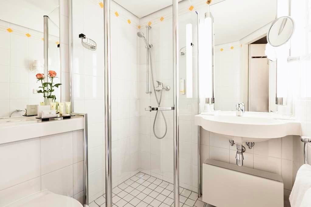 Фото Best Western Premier Grand Hotel Russischer Hof
