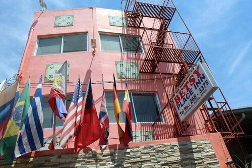 Гостиница Betsy Place Inn в Калибо