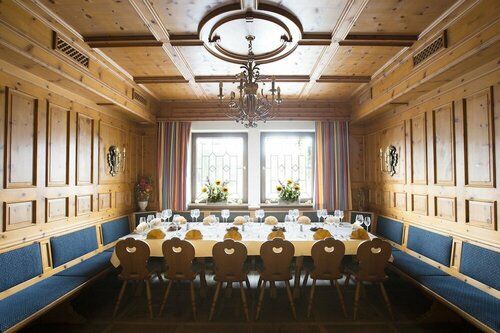 Гостиница Gasthof Hotel Neuwirt в Фатерштеттене