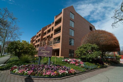 Гостиница Embassy Inn в Виктории