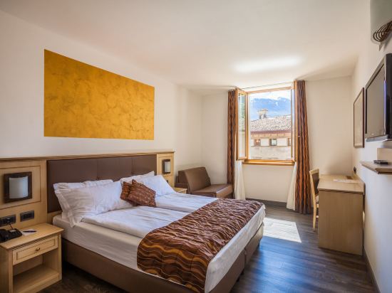 Фото Hotel Portici Romantik & Wellness