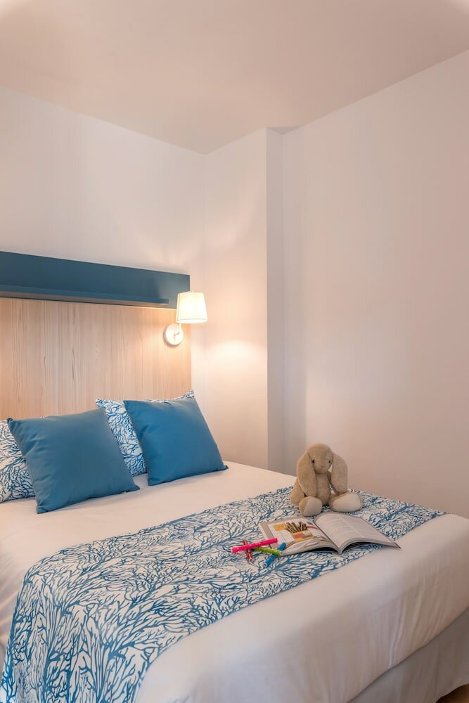 Фото Hotel Salou Beach by Pierre & Vacances