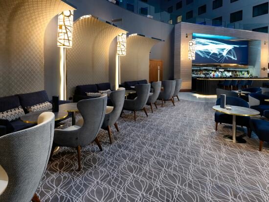 Фото Holiday Inn Express - London Heathrow T4 an Ihg Hotel