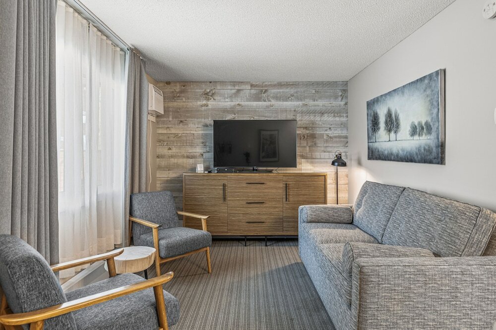 Фото Lamphouse Hotel