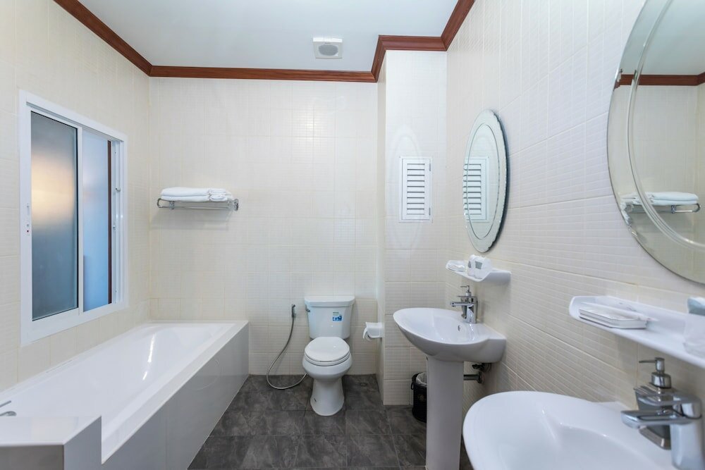Фото Erawan Hotel