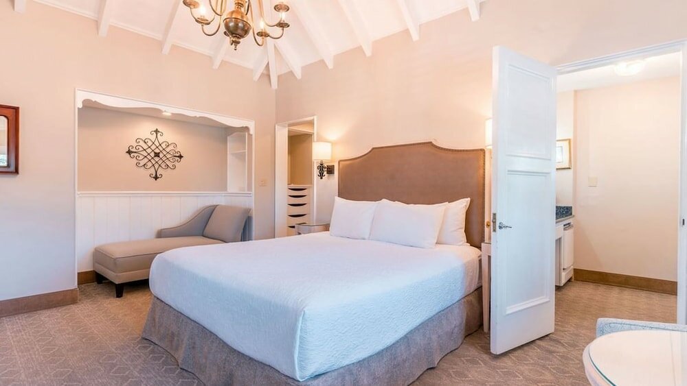 Фото Normandy Inn