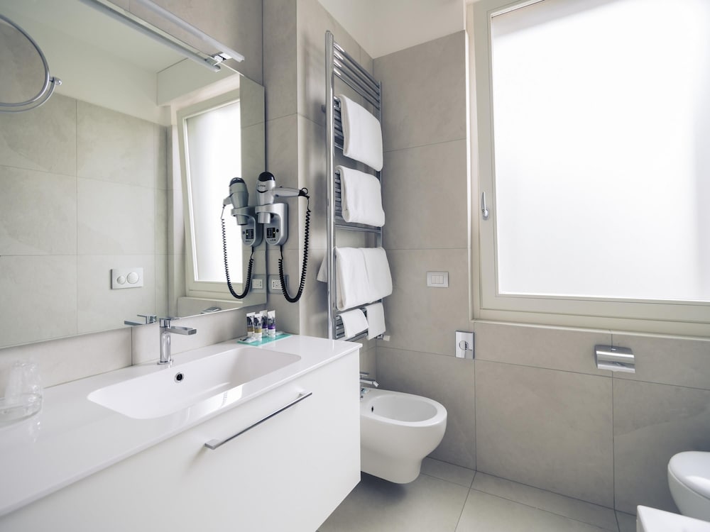 Фото Hotel Mercure Milano Solari 