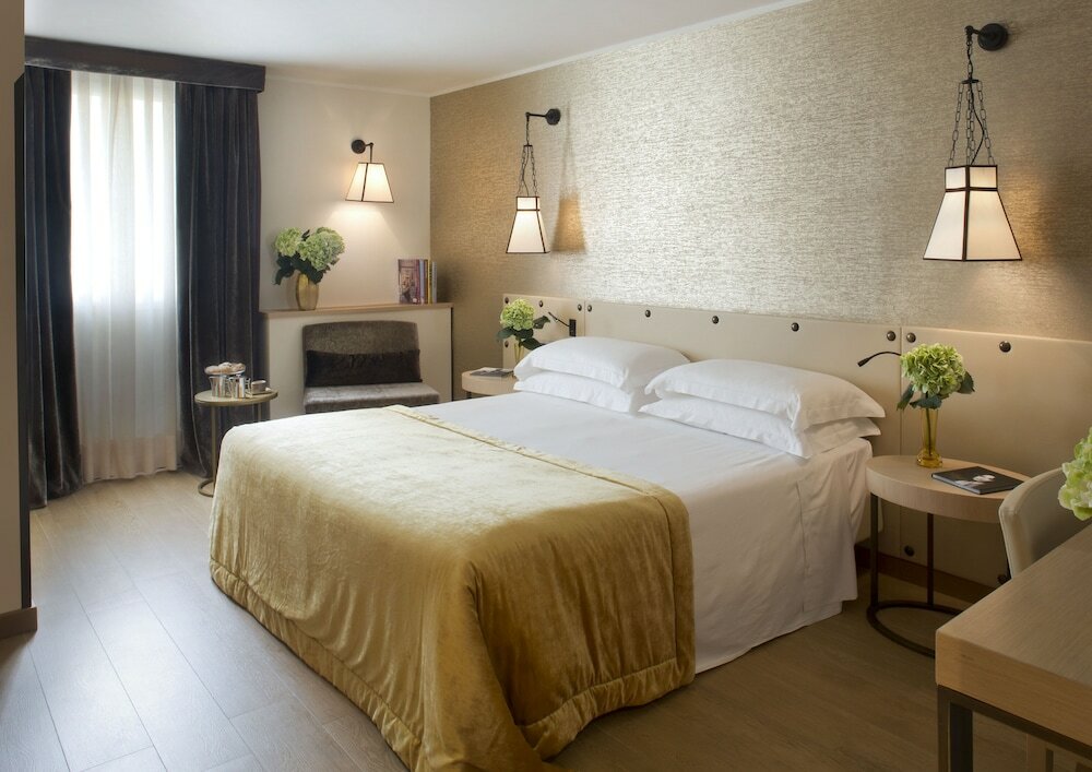 Фото Starhotels Metropole
