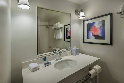 Внешний вид отеля Four Points by Sheraton Juneau в Джуно, фото 5